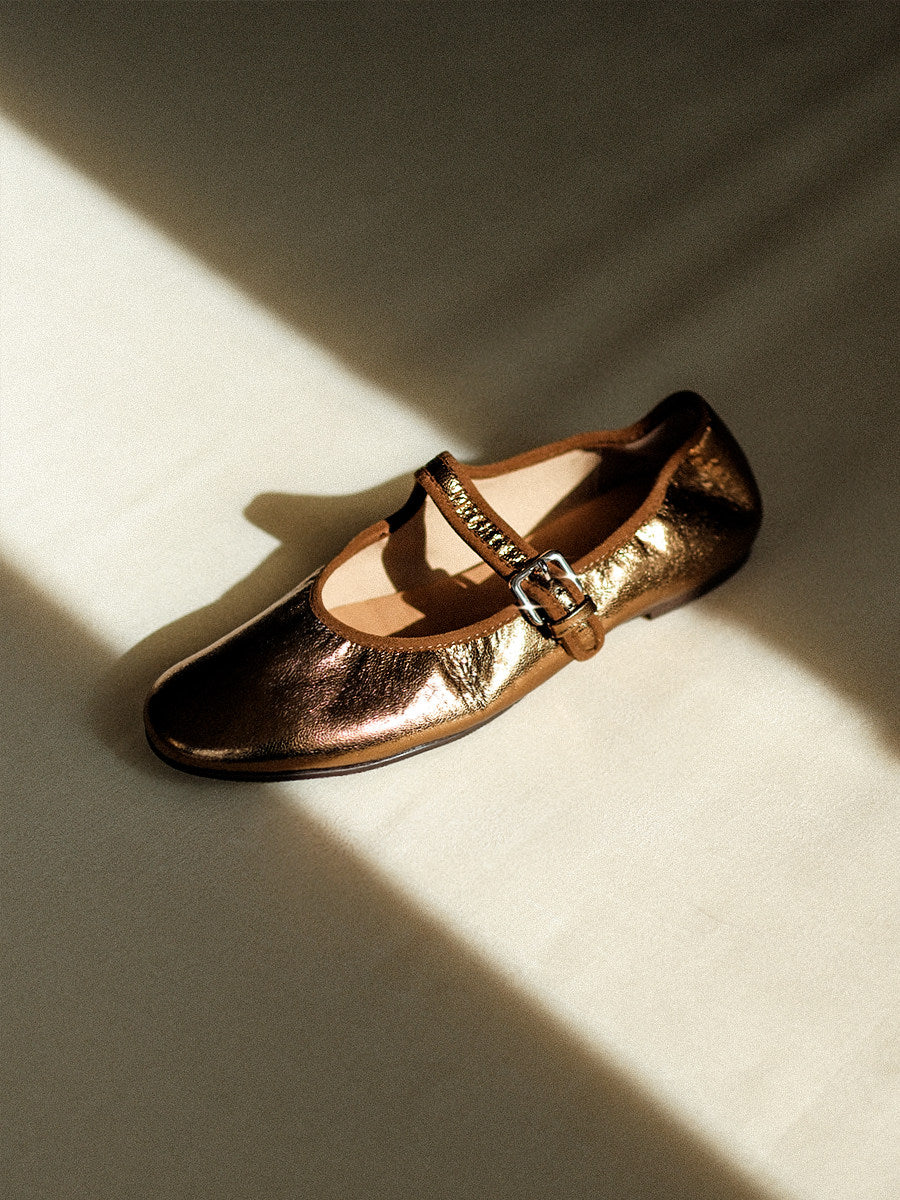 Mary Jane Pumps - Gold