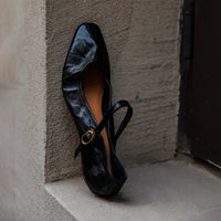 Low-Heeled Mary Jane - Black