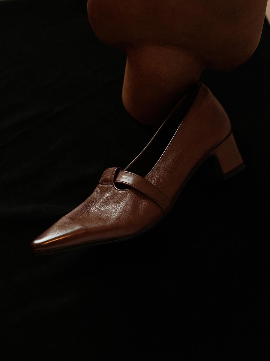 Retro Mid-Heel French-Style Pumps - Black
