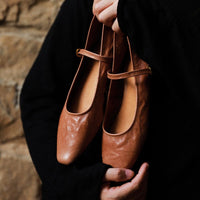Low-Heeled Mary Jane - Black