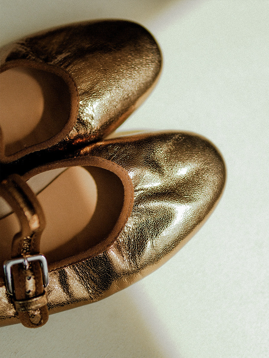 Mary Jane Pumps - Gold