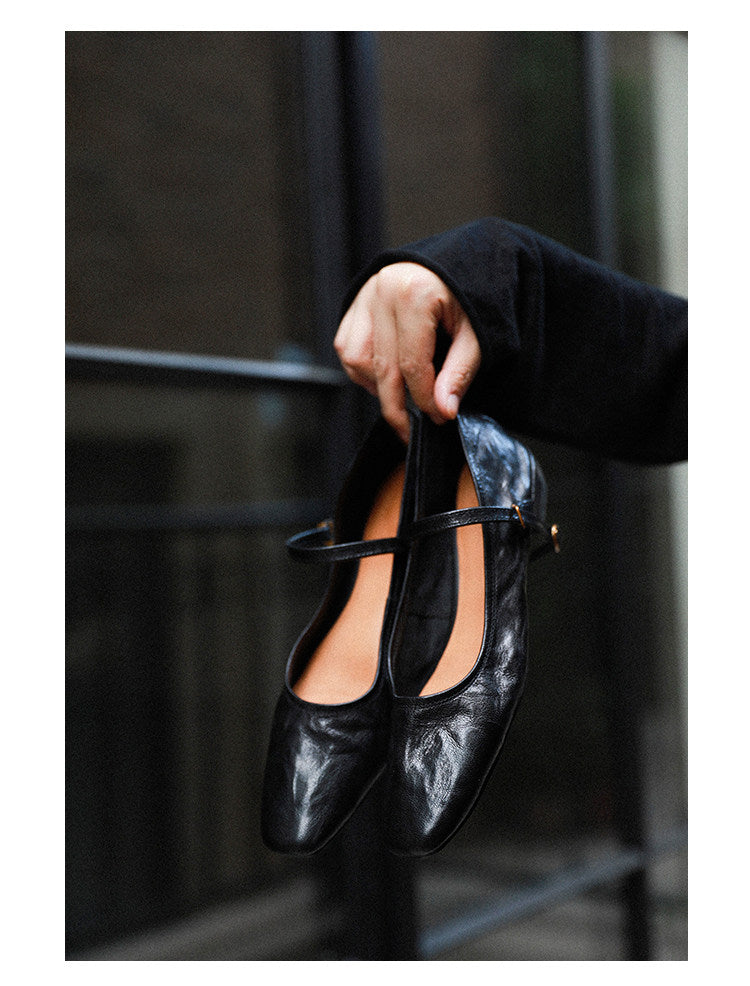 Low-Heeled Mary Jane - Black