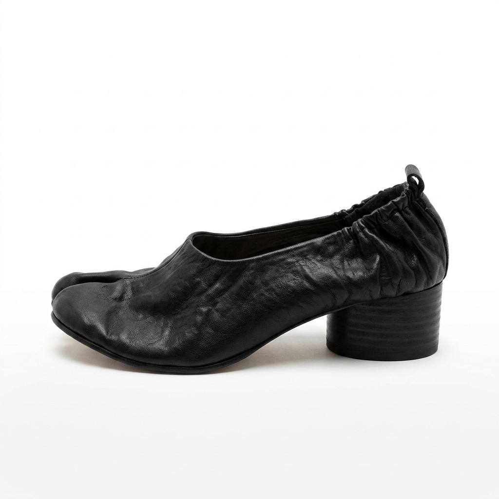 Vintage High-Heeled Toe-Separated Pumps - Black
