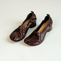 Vintage High-Heeled Toe-Separated Pumps - Black